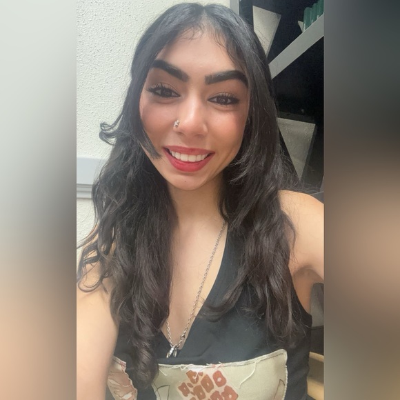 Meet the Posher Other - Meet your Posher, Jenna